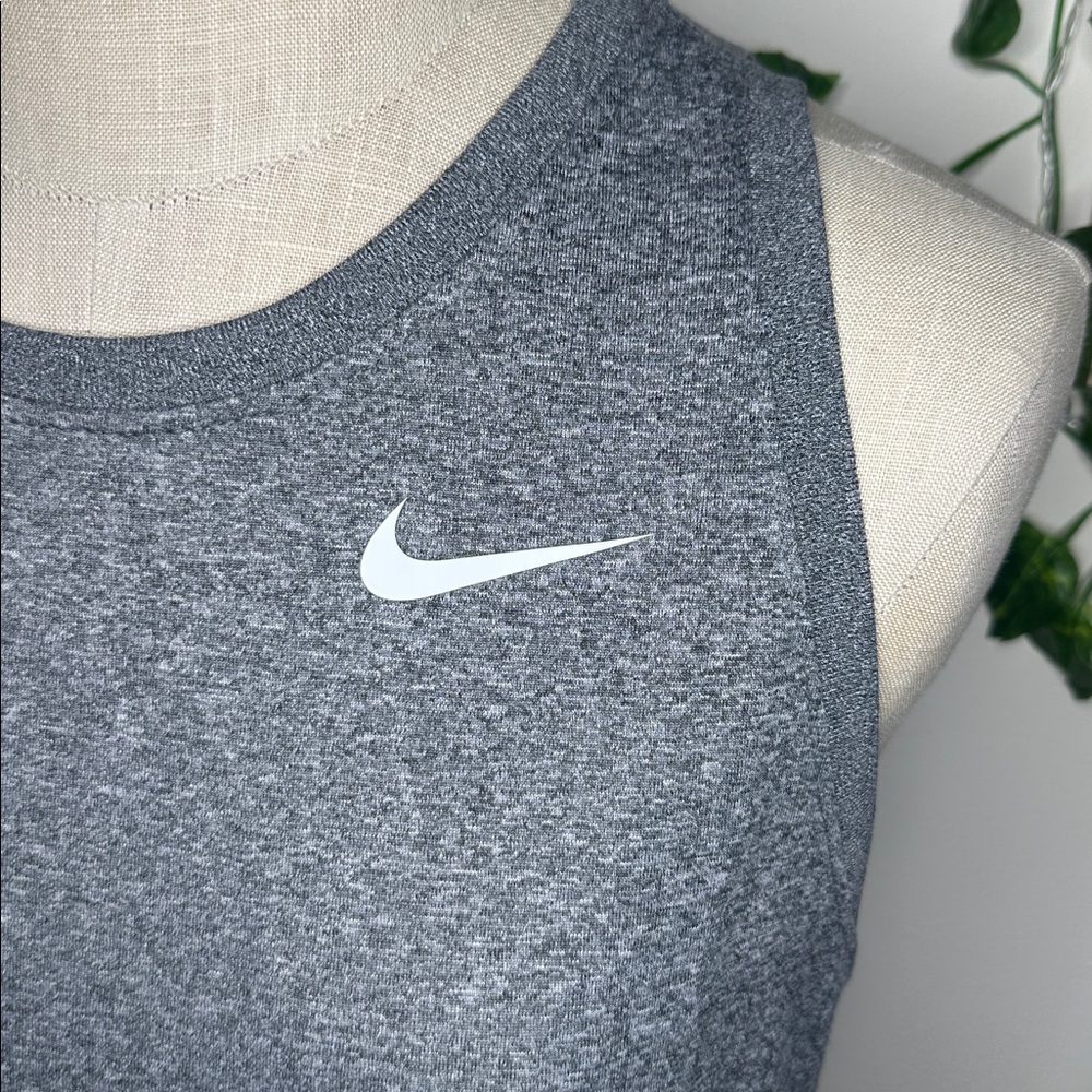 Nike Dri Fit Loose Fitting Tank Top - Picture 2 of 5